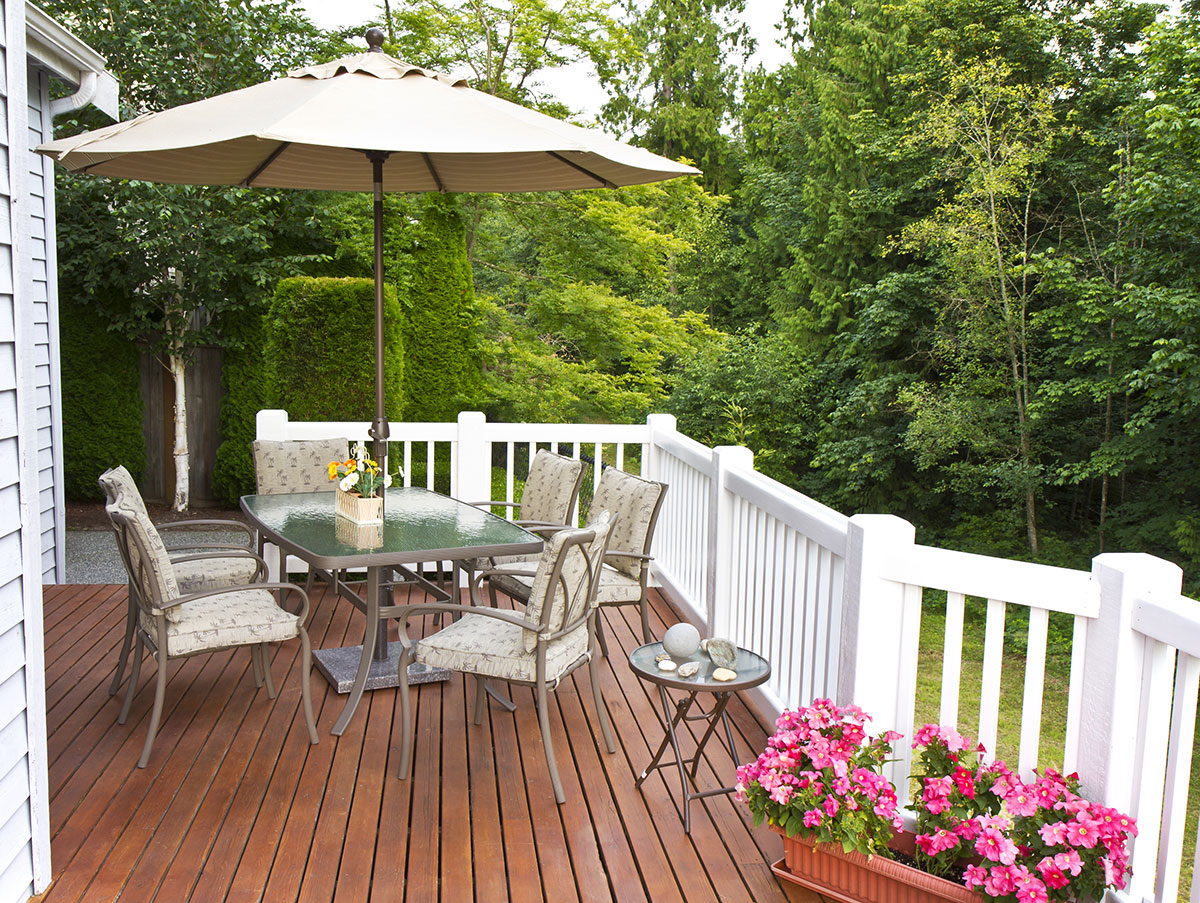 How to Get Your Residential Deck Ready For Spring and Summer | WNC Wash Pros